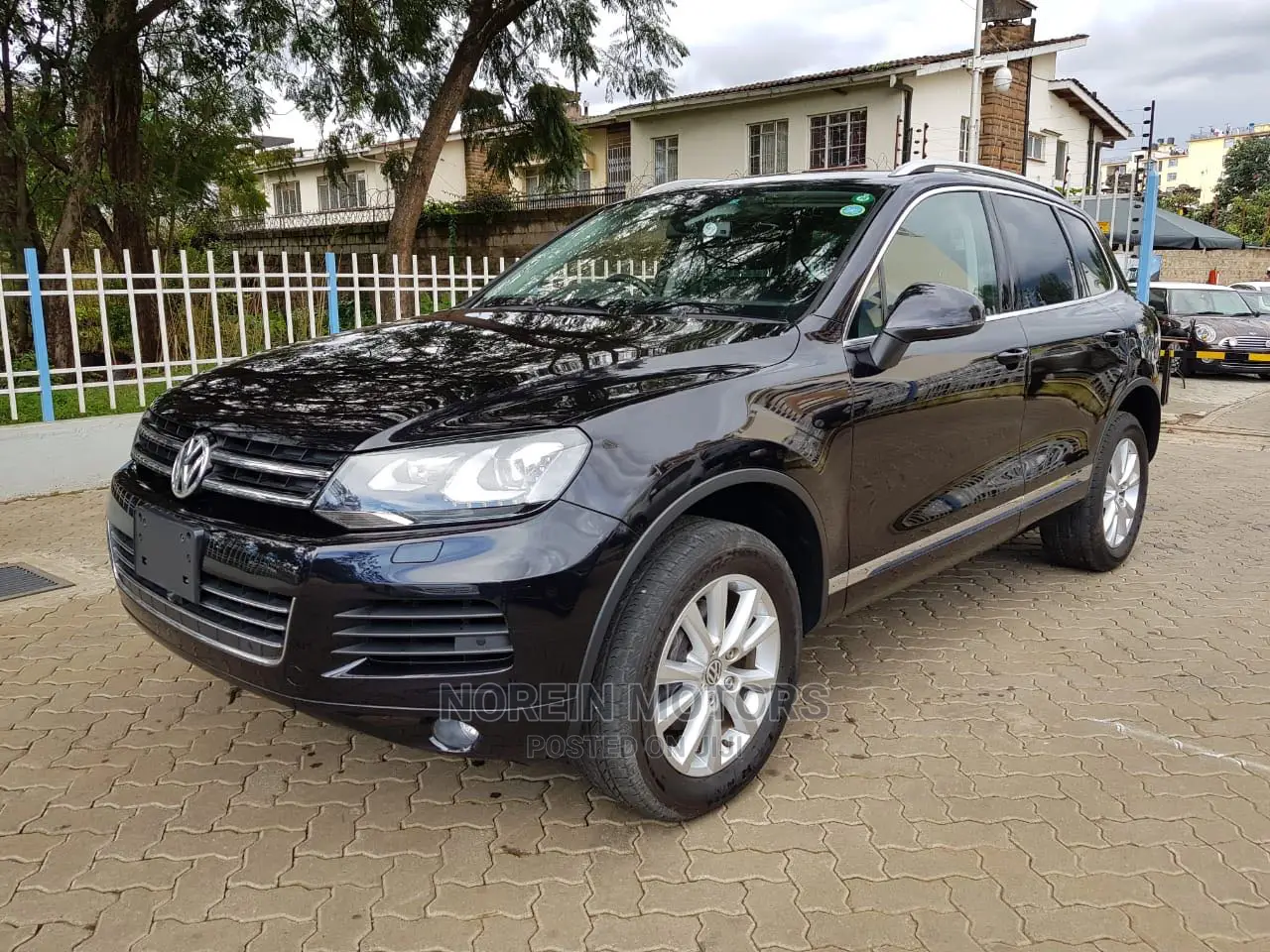 Volkswagen Touareg 2014 Black