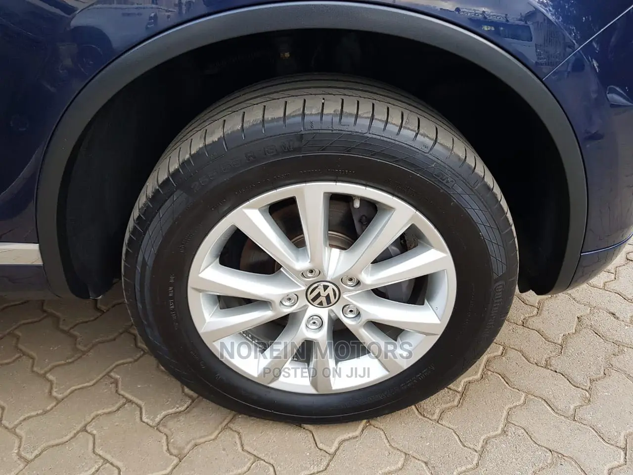 Volkswagen Touareg 2014 Black