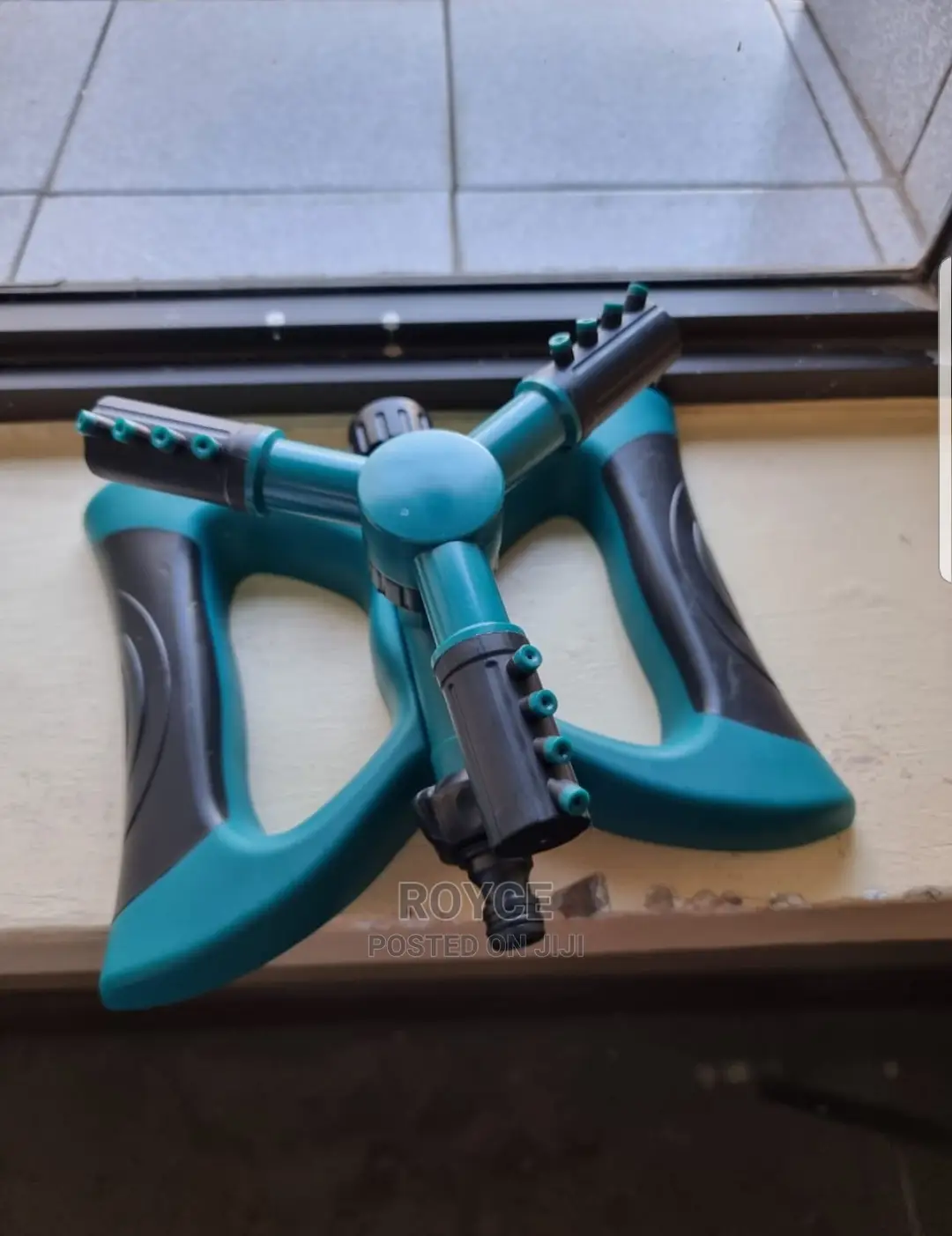 3 Arm Garden Sprinkler