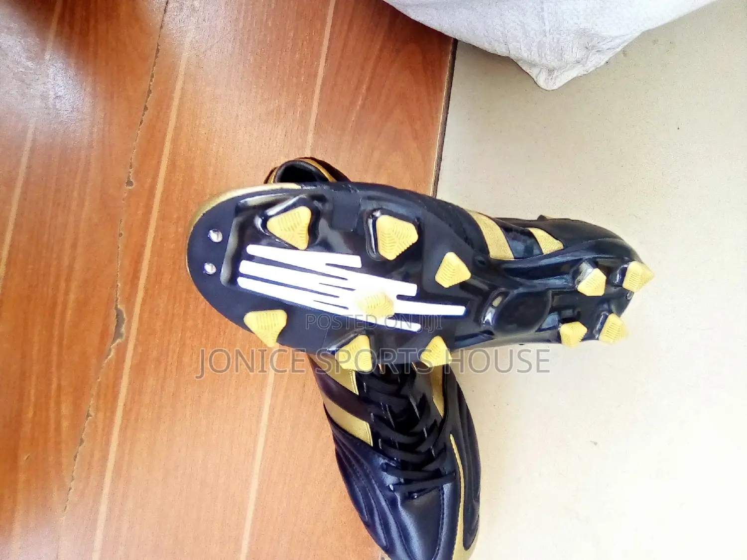 MENG Soccer Boots