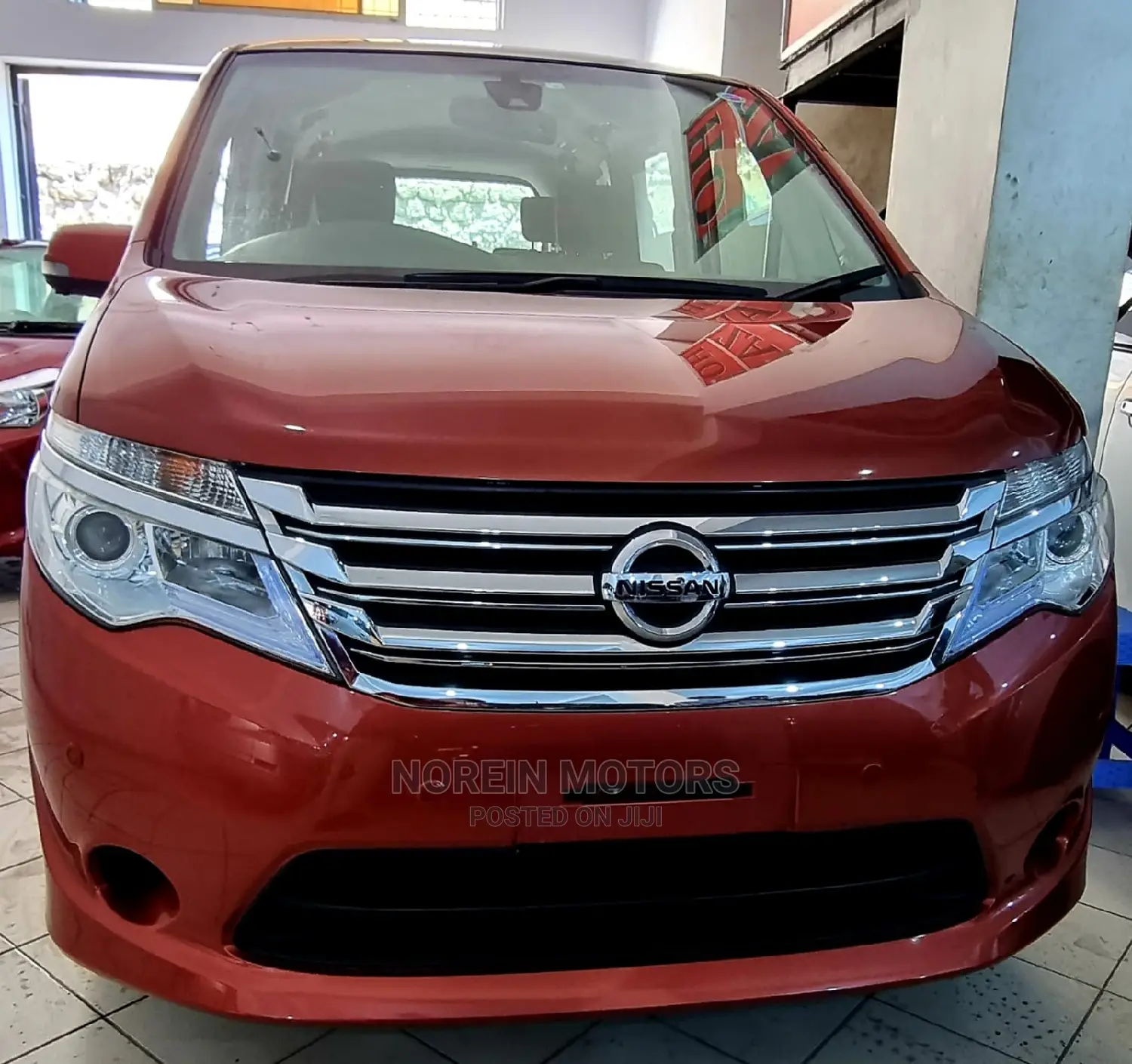 Nissan Serena 2014 Orange