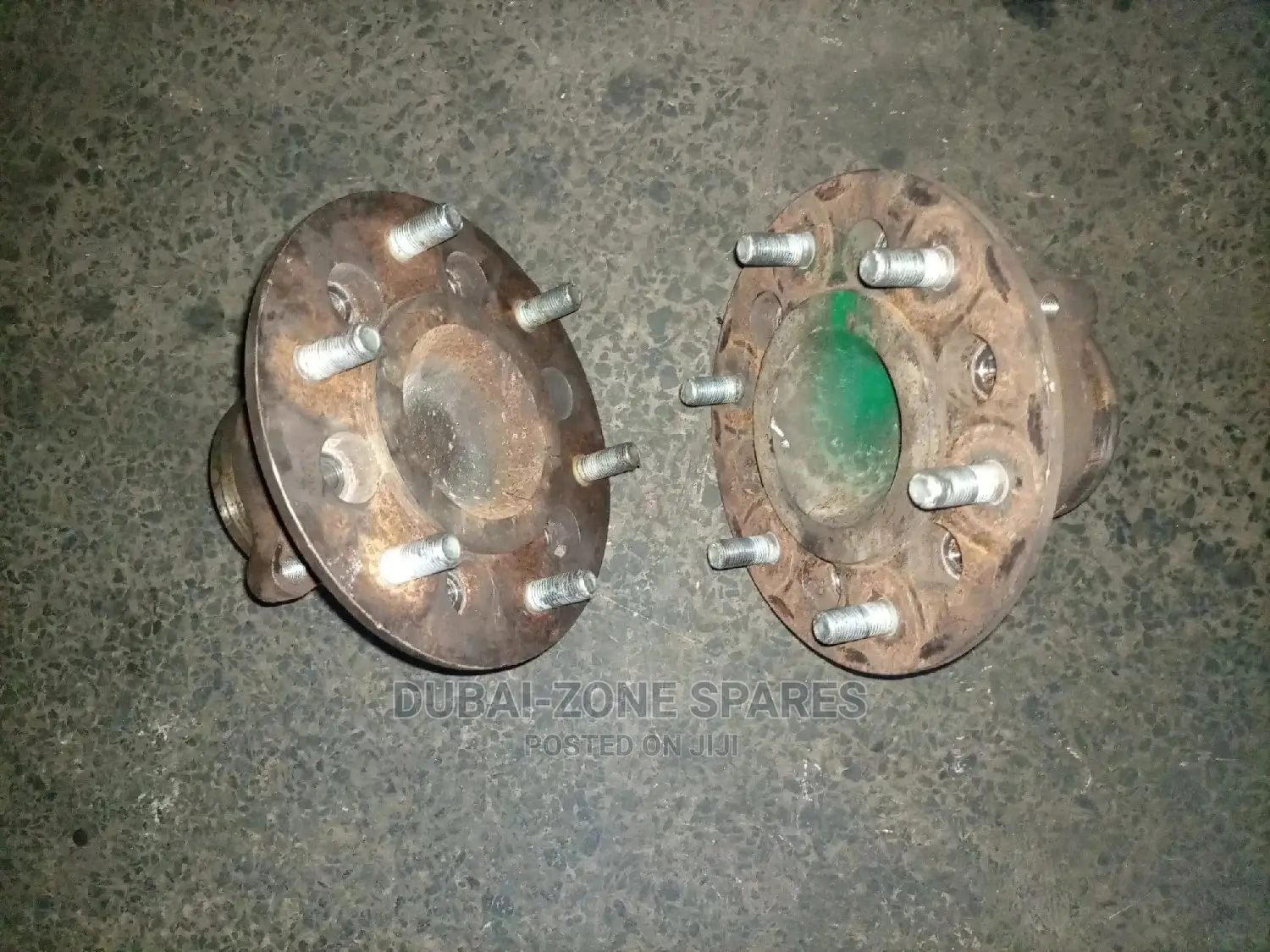 EX Japan Fron Genuine Hubs Nissan Caravan, Zd30 Available.