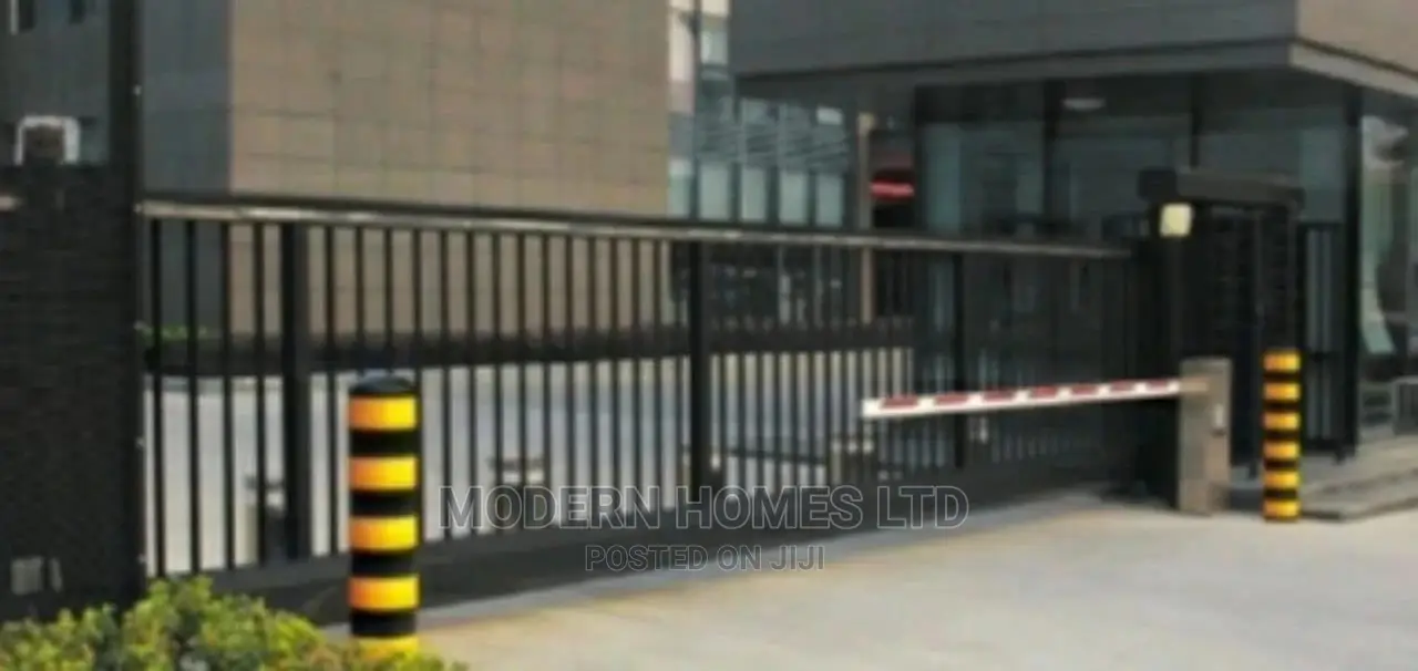 Heavy Duty Building Entrance/Access Gate