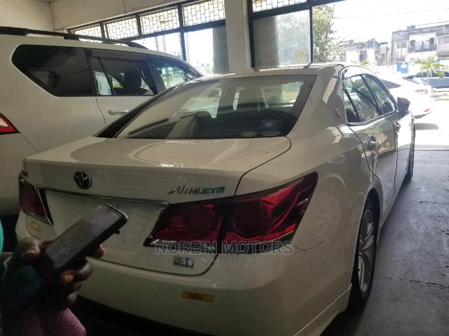 Toyota Crown 2014 Pearl