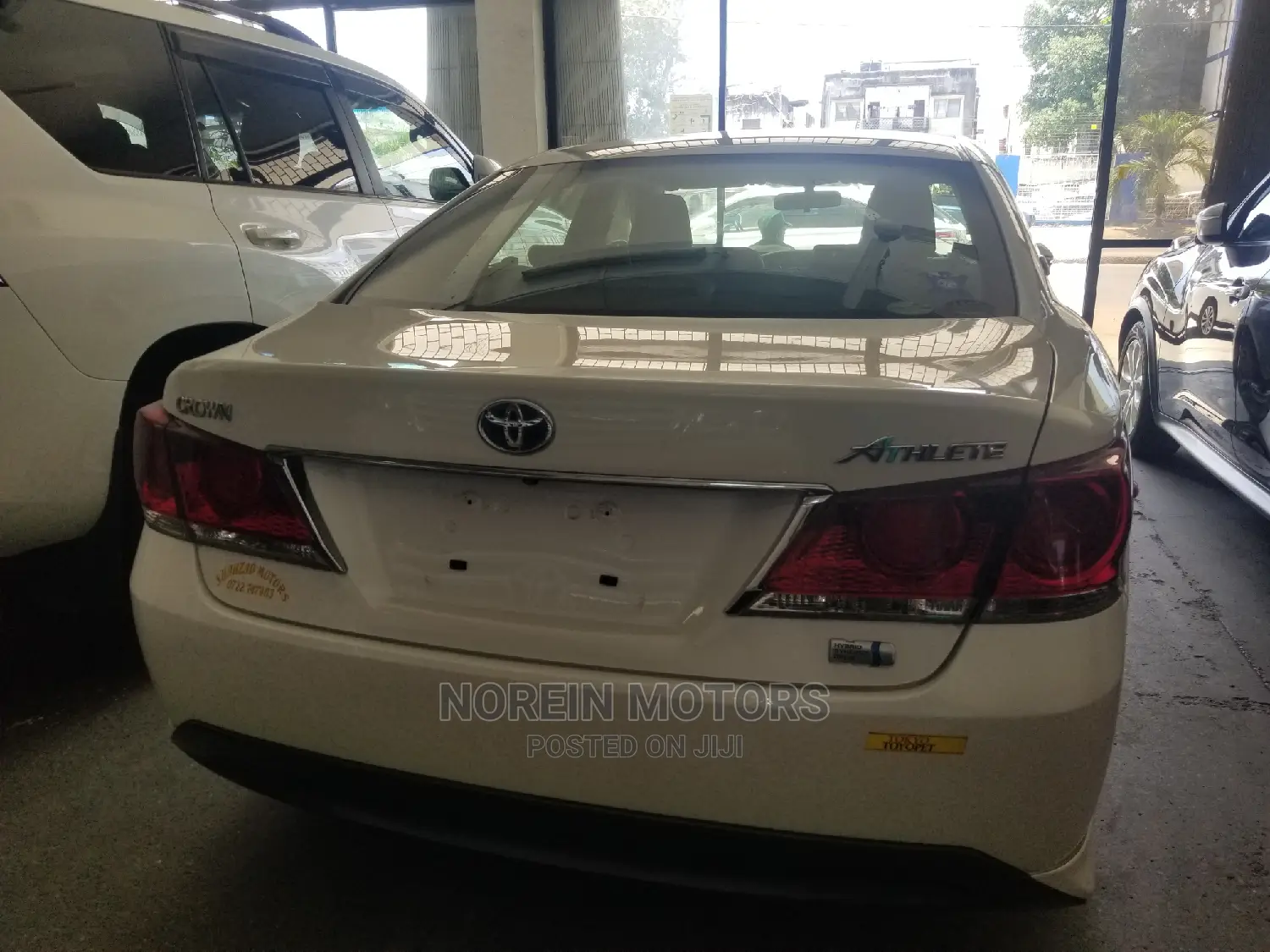 Toyota Crown 2014 Pearl