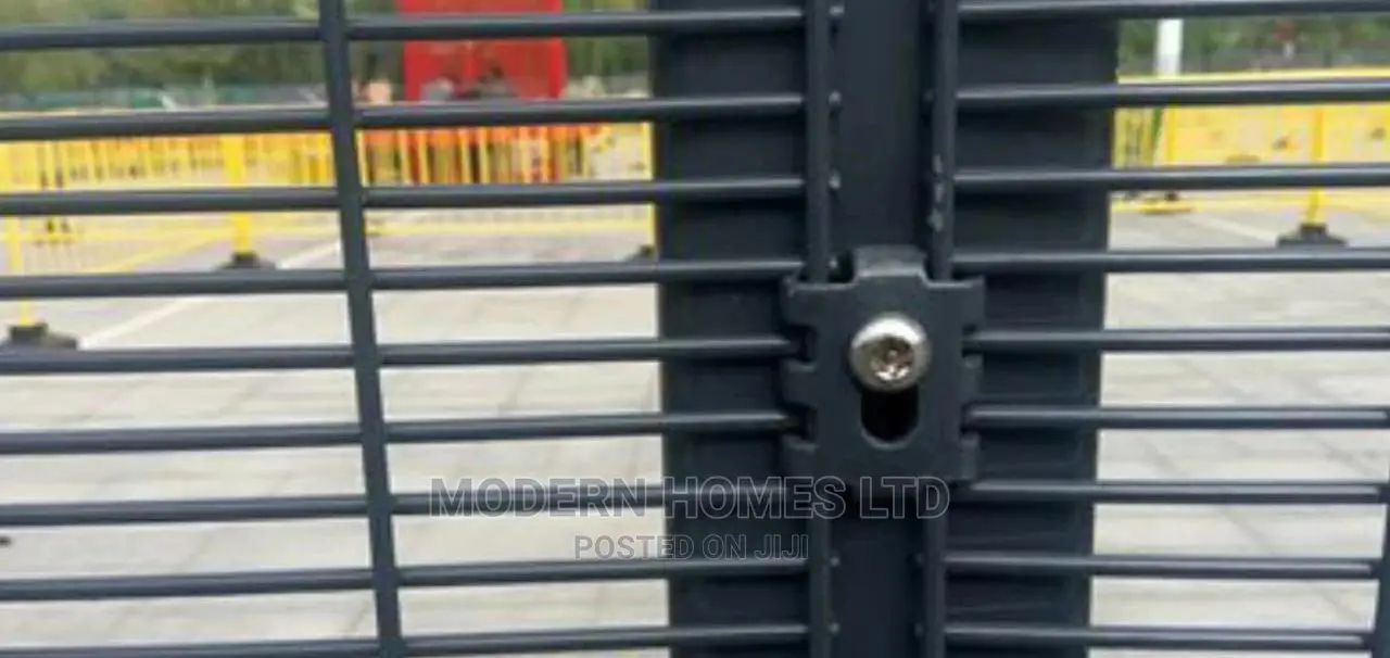 Hot Dipped Galvanized 358 Mesh High Security Fence
