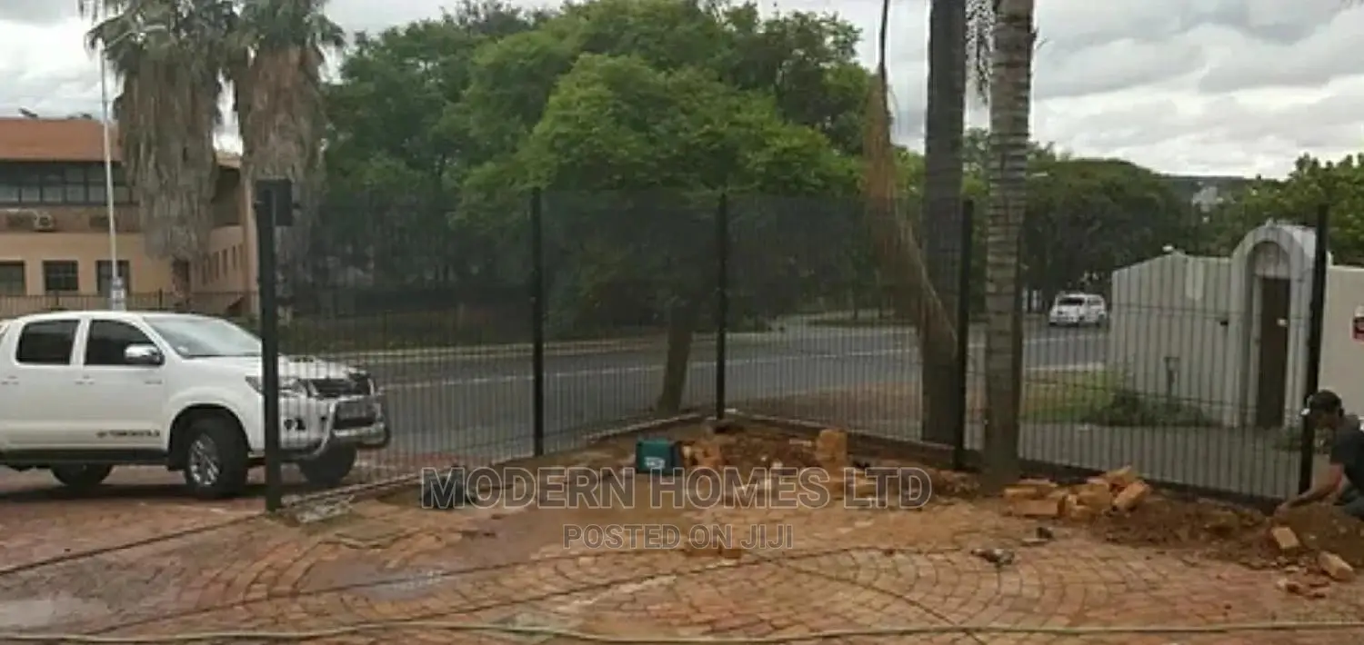 V-Panel Wonder Fence