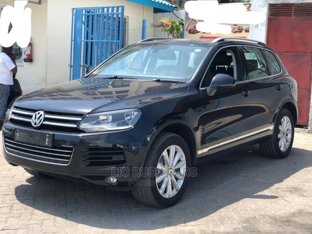 Volkswagen Touareg 2015 Black