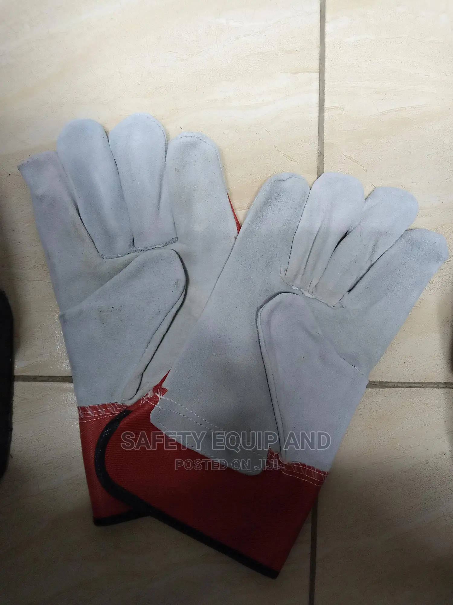 Gloves-New Working Gloves- Cowspilt-Double Stitched