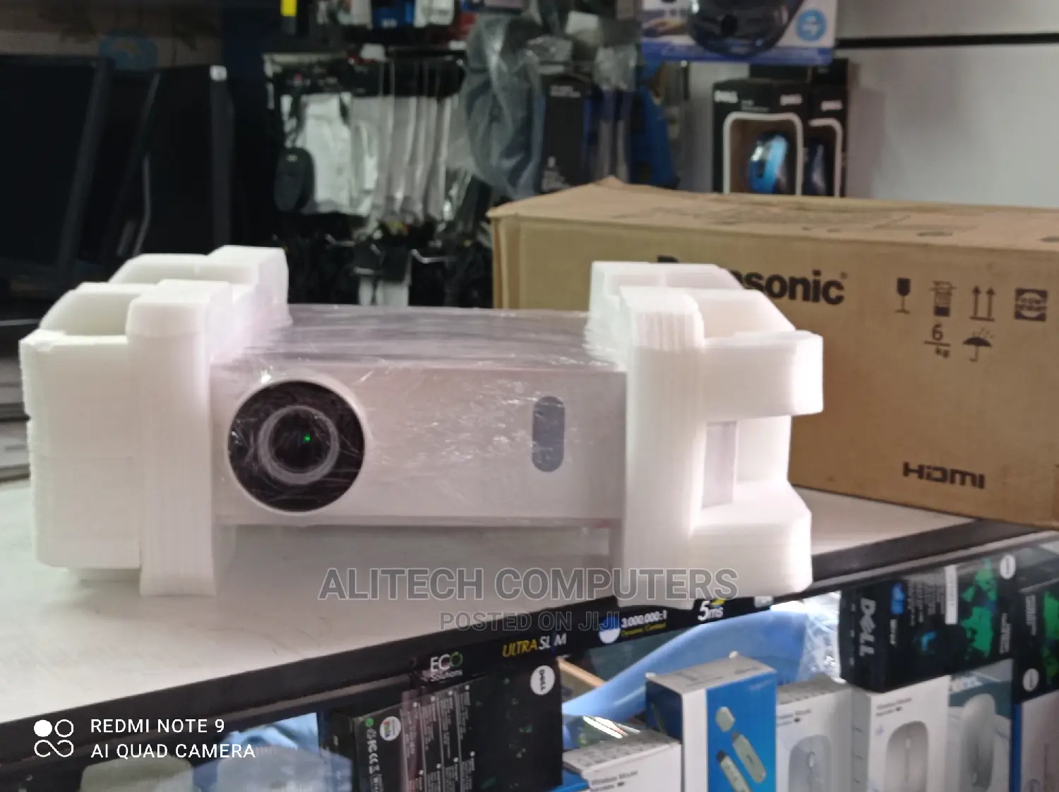 Panasonic Pt-Vx 420 Projectors