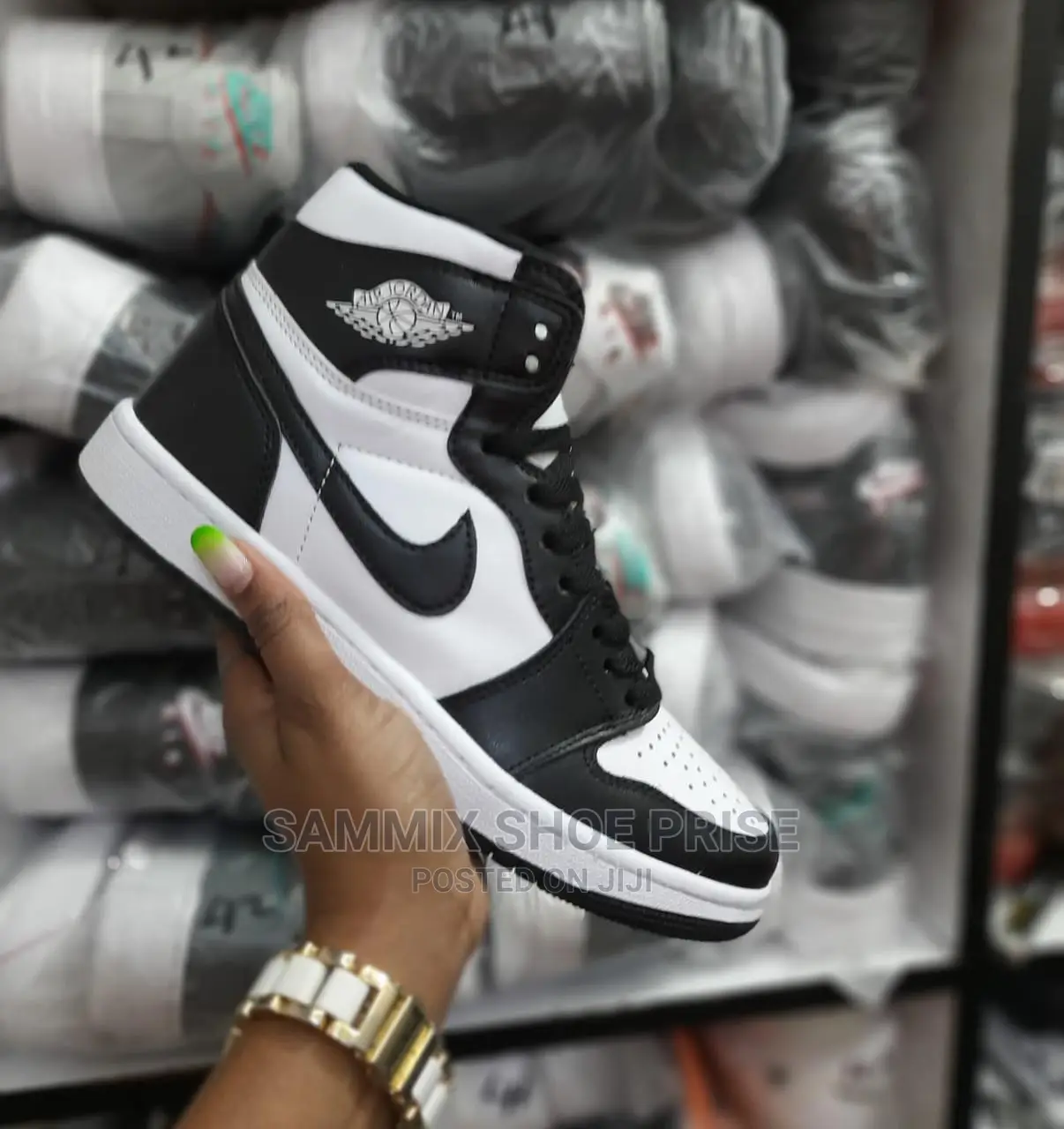 Air Jordan 1 Sneakers