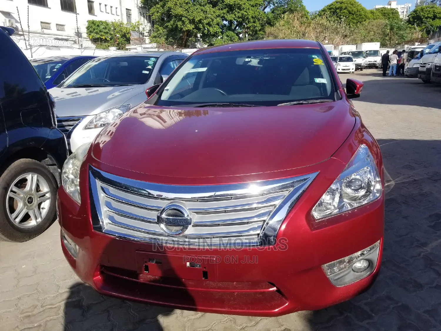 Nissan Teana 2015 Red