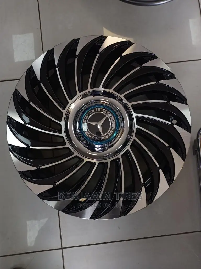 Mercedes-Benz Rims Sizes 17 Inch Set Brand New.