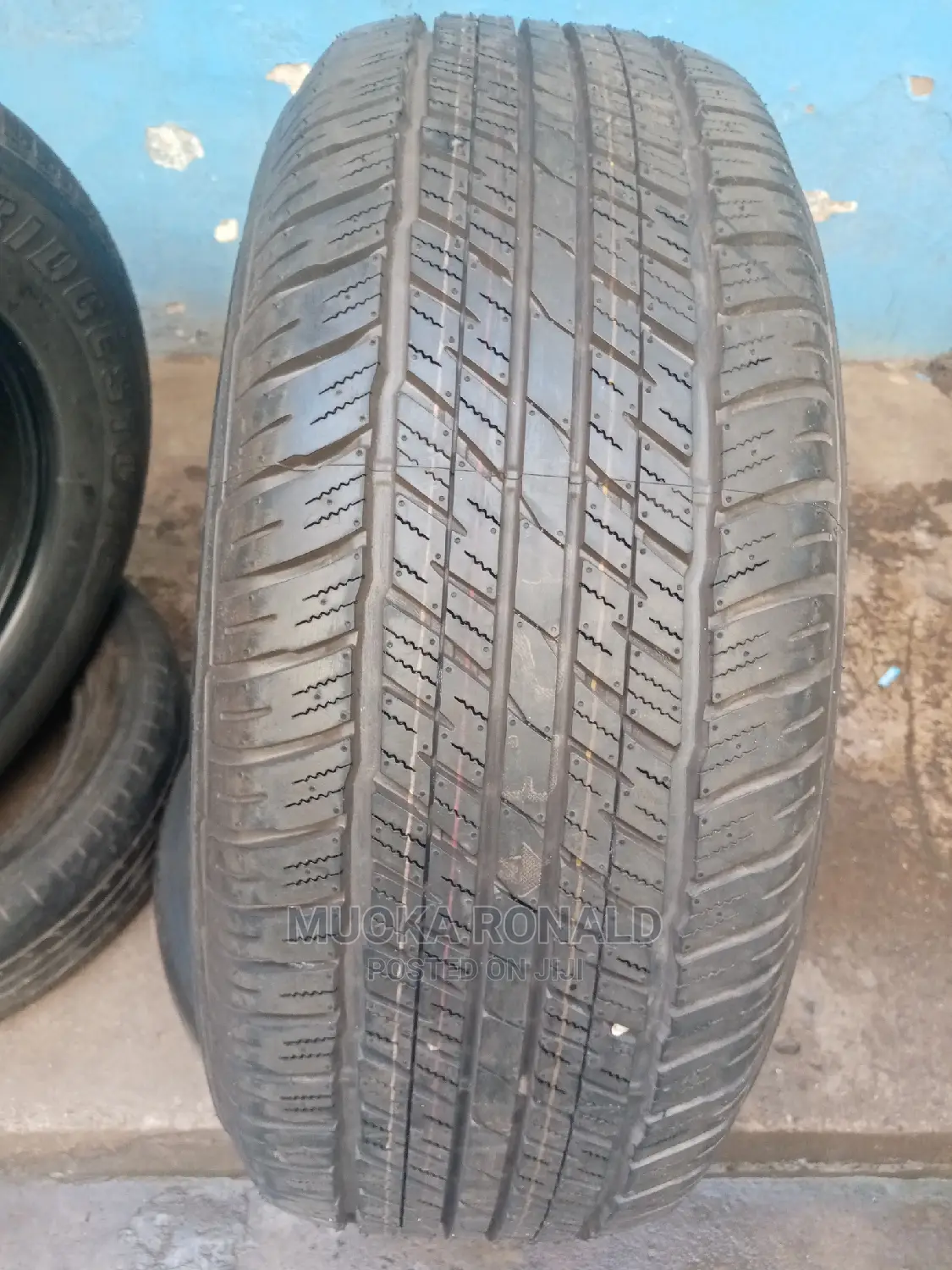 Dunlop Tyre 285/60r18