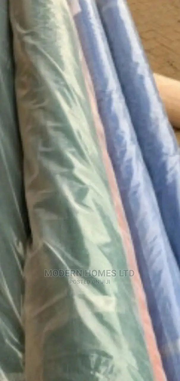 Water Proof Fabric/100% Water Resistant
