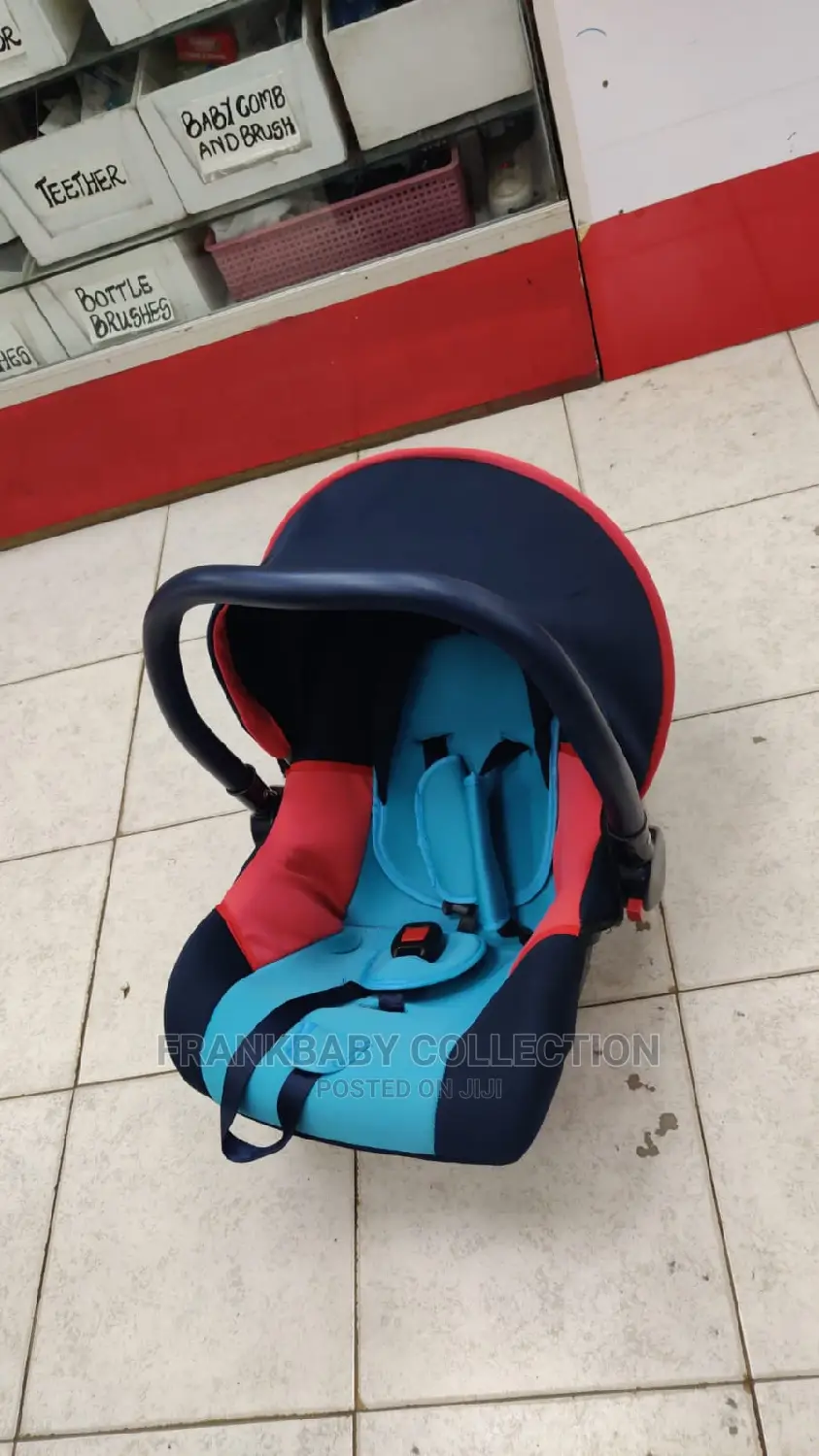 3 in 1 Carrycot/Car Seat/ Rocker