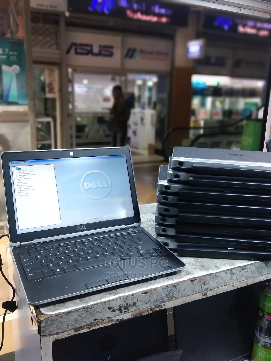 Laptop Dell Latitude E6220 4GB Intel Core I7 HDD 320GB