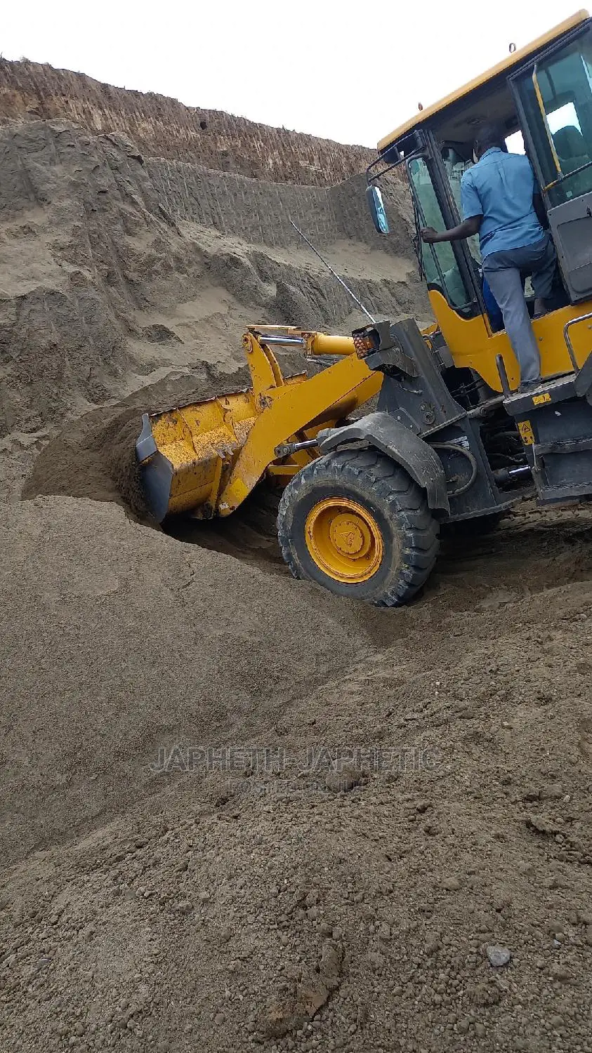 Volcano Sand_black,Grey Sand