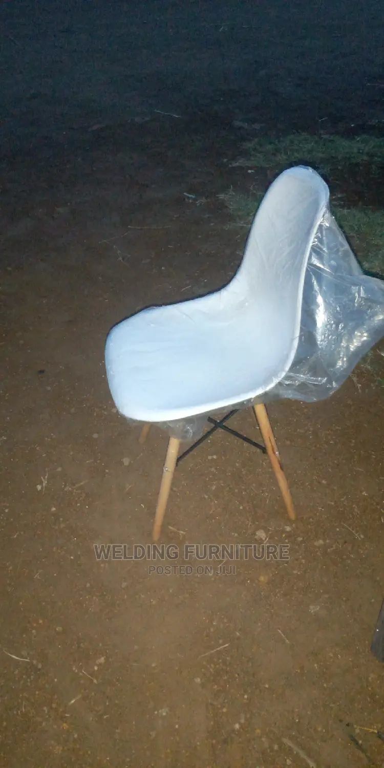 Aemes Chairs