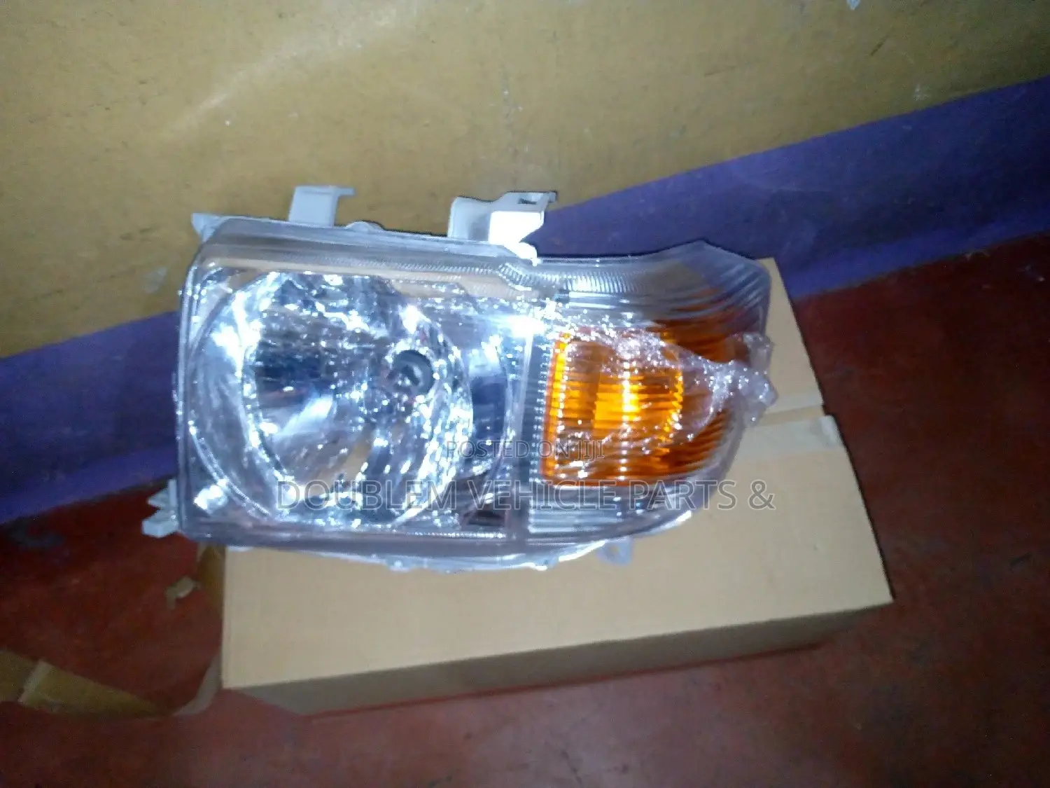 Headlamp Landcruiser FJ79