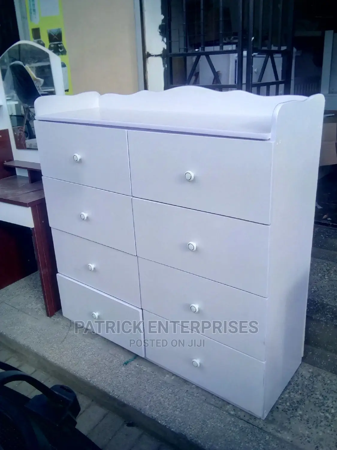 Chest of Drawers 4 by 4 Fitt