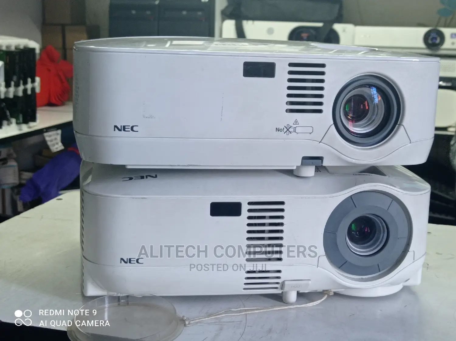 NEC Np305 Projectors