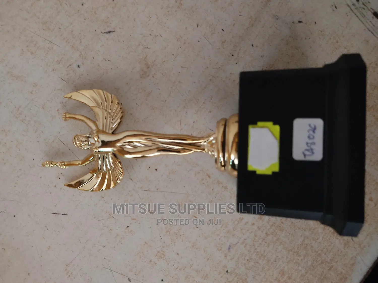 Art Craft Competition Trophy- 7.9"