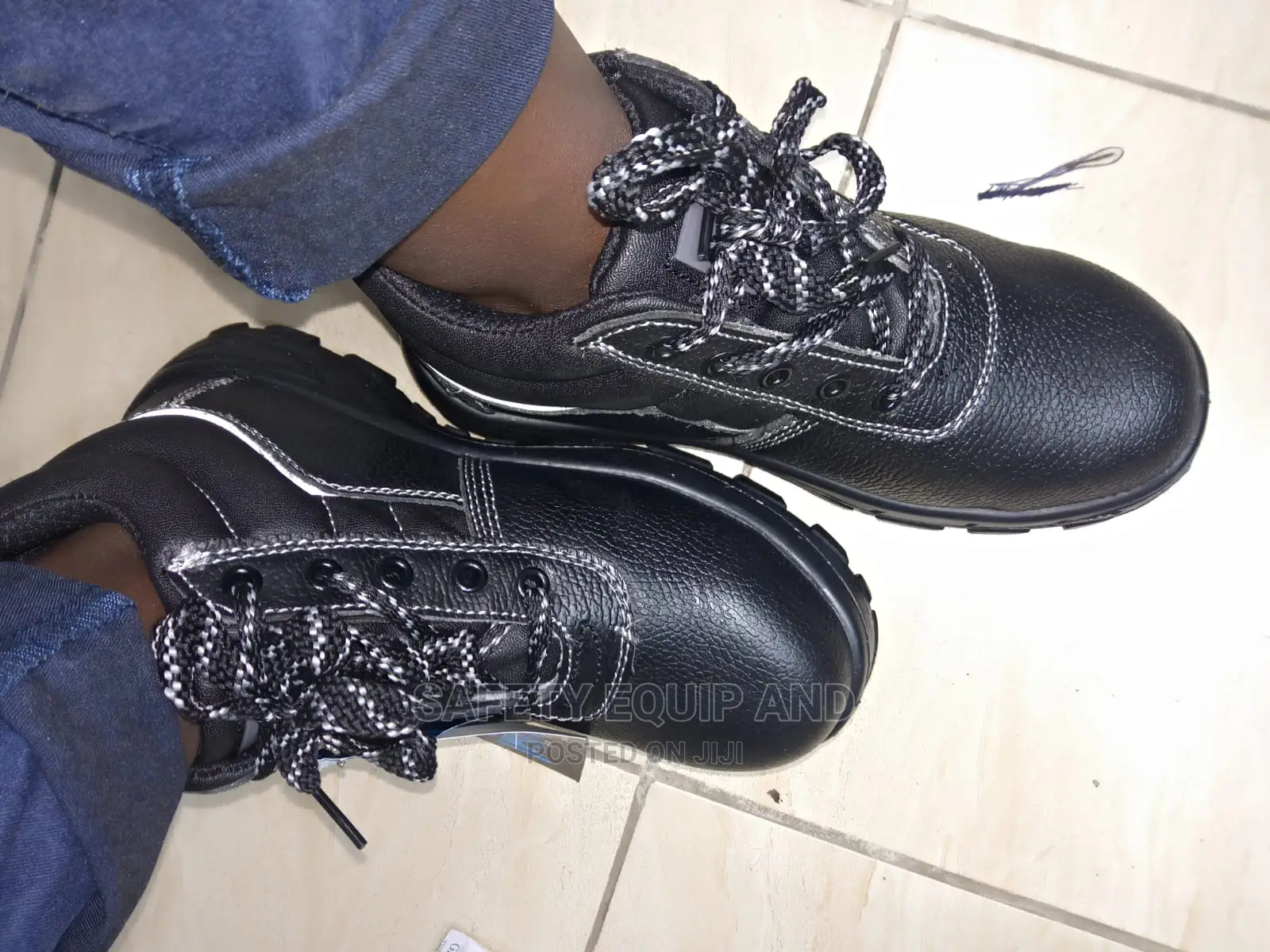 Black Safety Boots With Laces