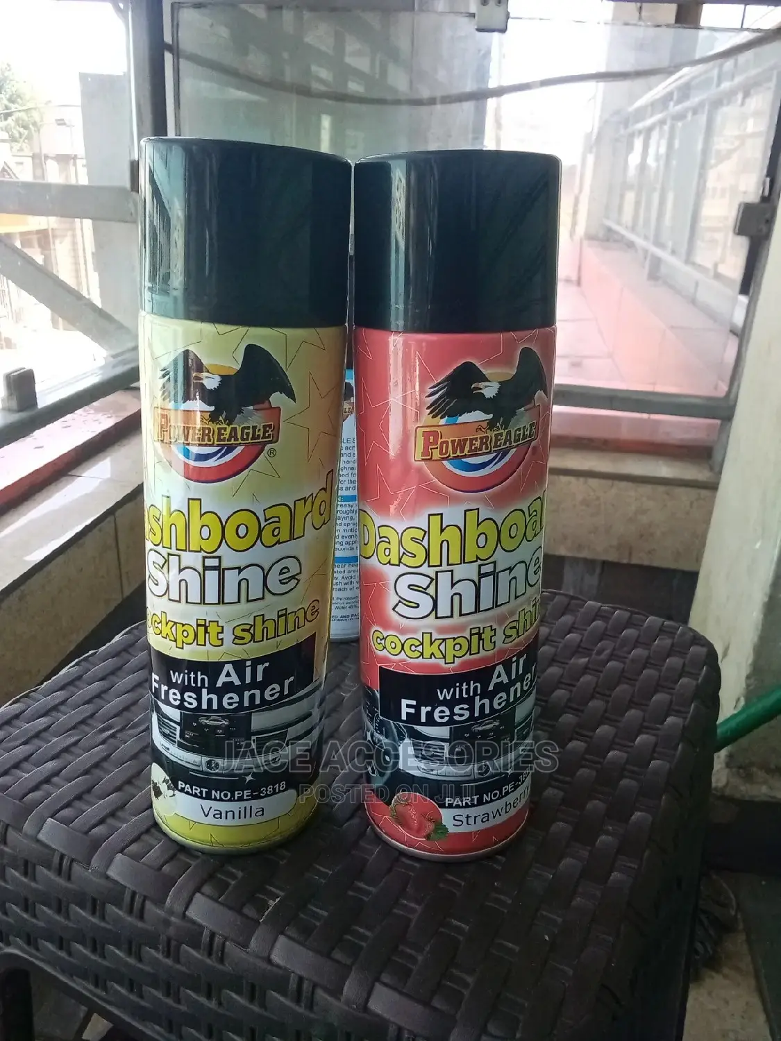 Dashboard Shine With Vanilla, Strawberry Scent