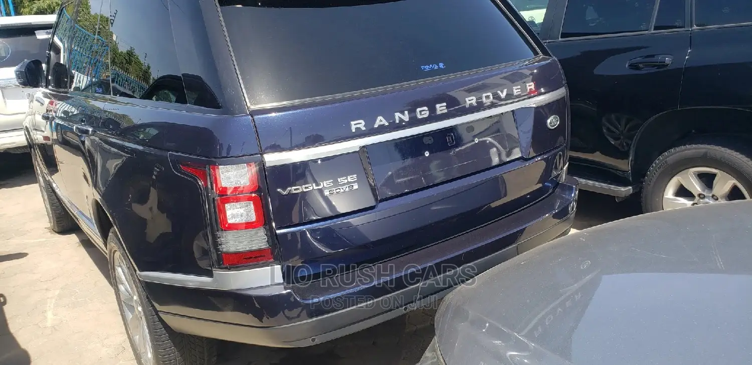 Land Rover Range Rover Vogue 2016 Blue