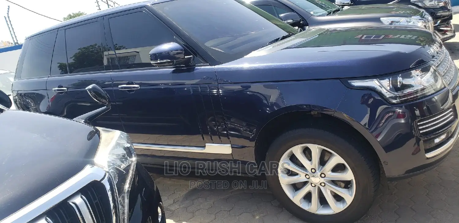 Land Rover Range Rover Vogue 2016 Blue
