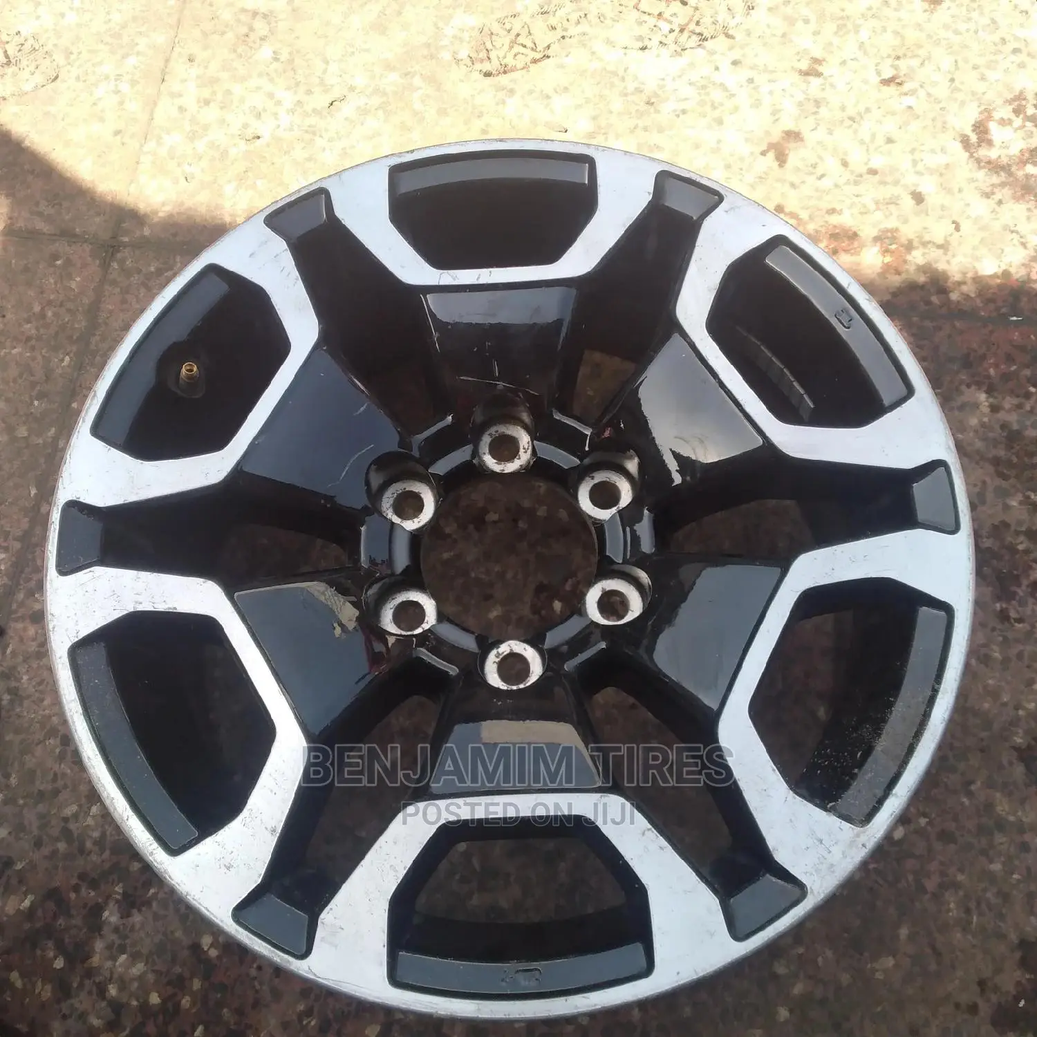 Original Rim Size 18 Inch for Hilux Double Cab.