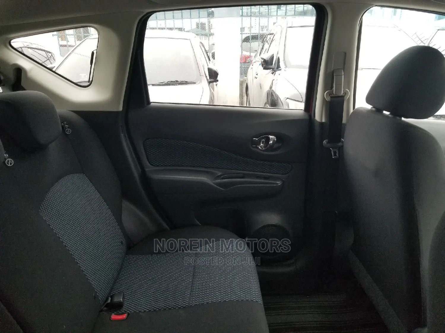 Nissan Note 2014 SV Premium Red