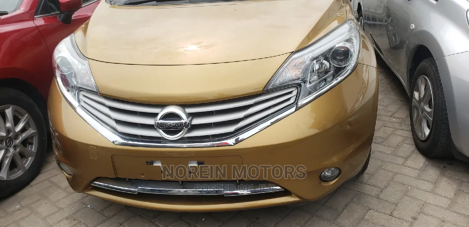 Nissan Note 2014 SV Premium Gold