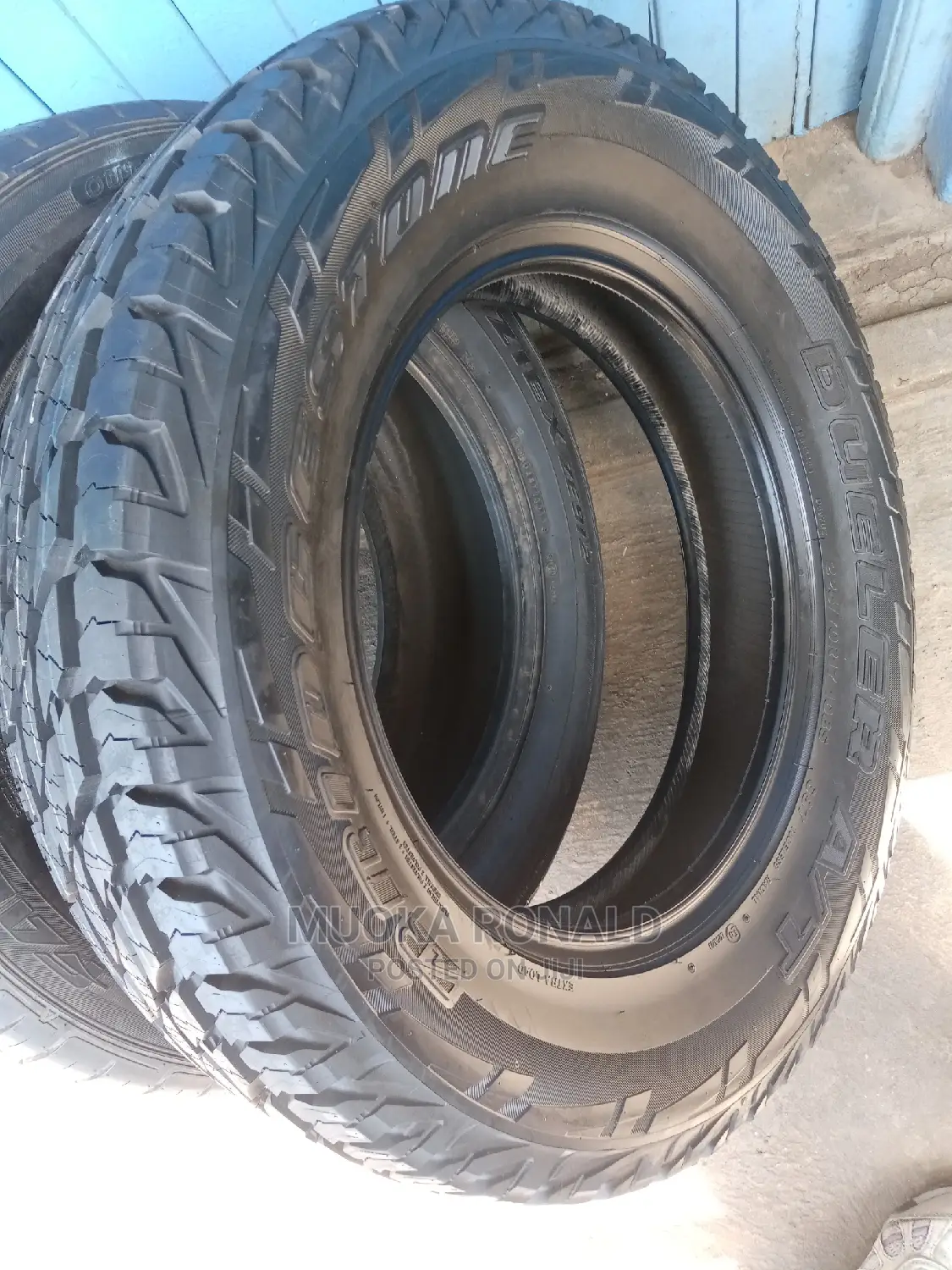 225/70r17 Bridgestone Tyre (Dueler A/T