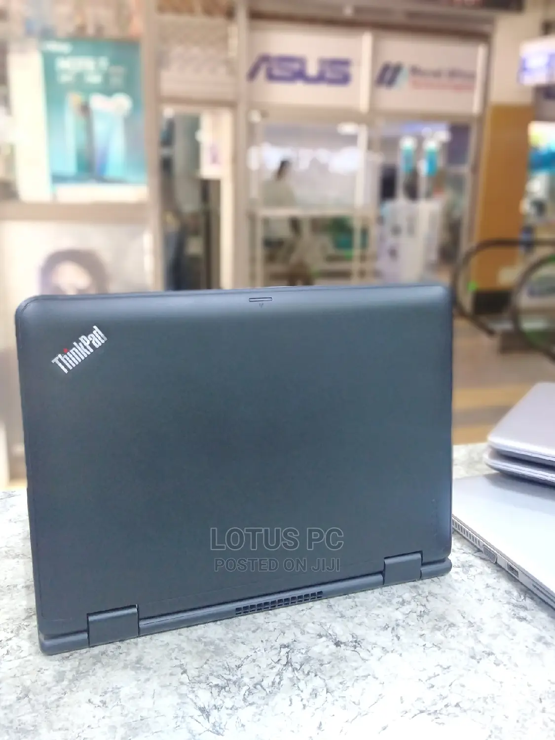 Laptop Lenovo Yoga 11e 4GB Intel Celeron SSD 128GB