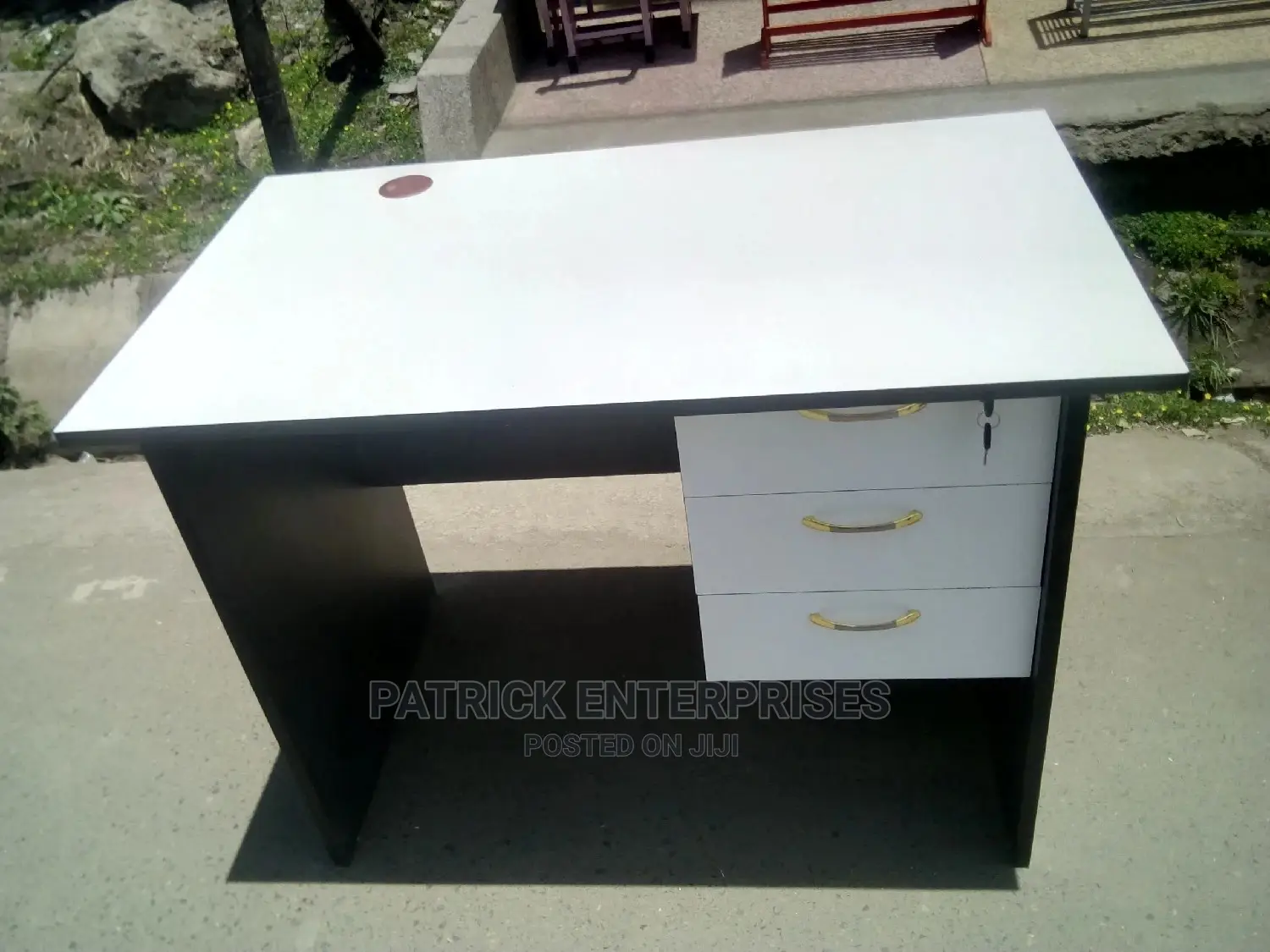 Office Desk