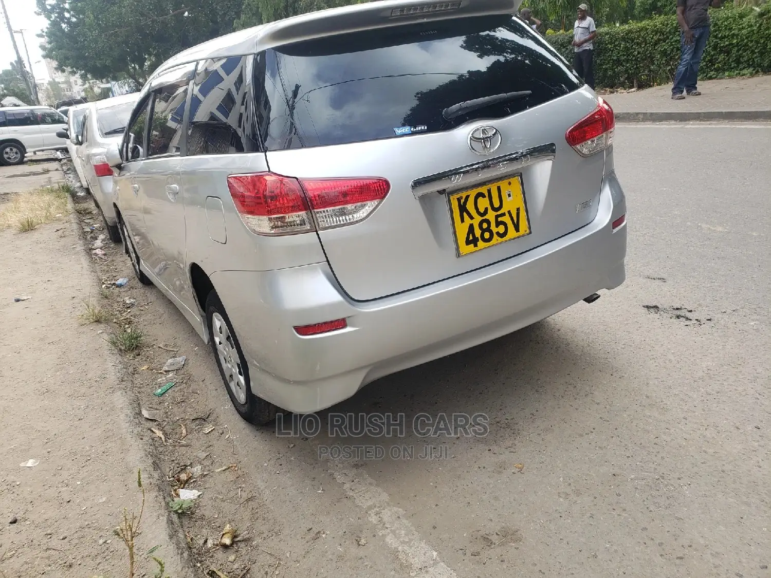 Toyota Wish 2012 Silver