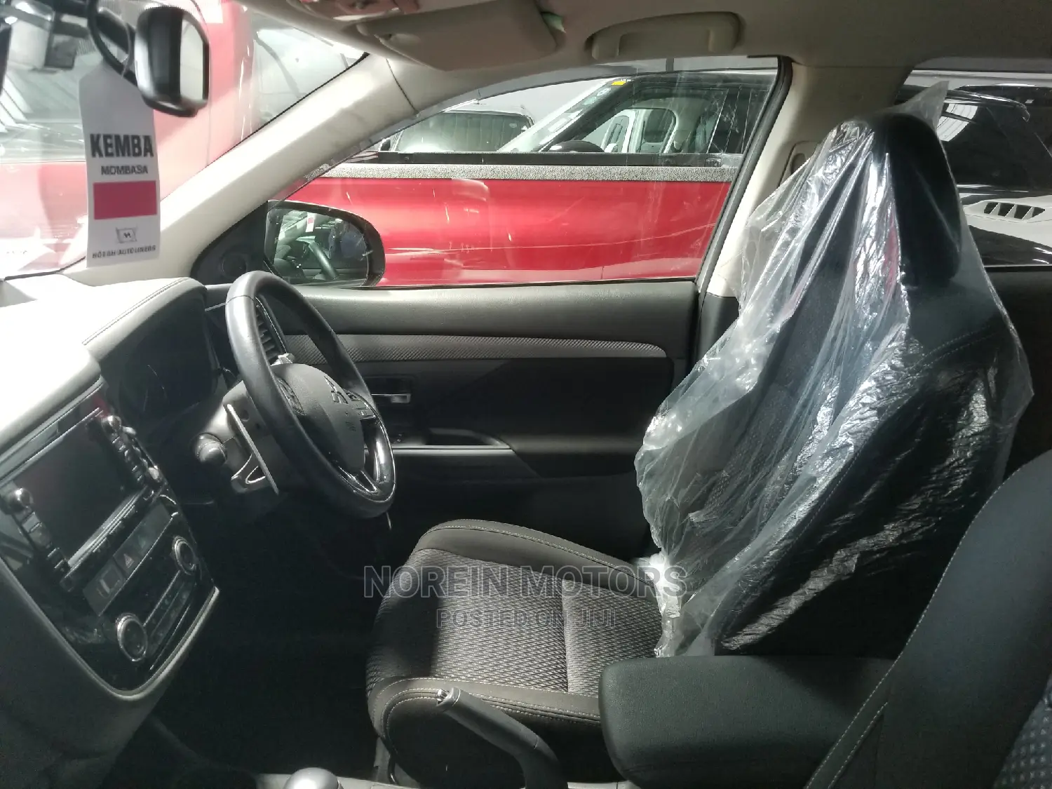 Mitsubishi Outlander 2015 Off White