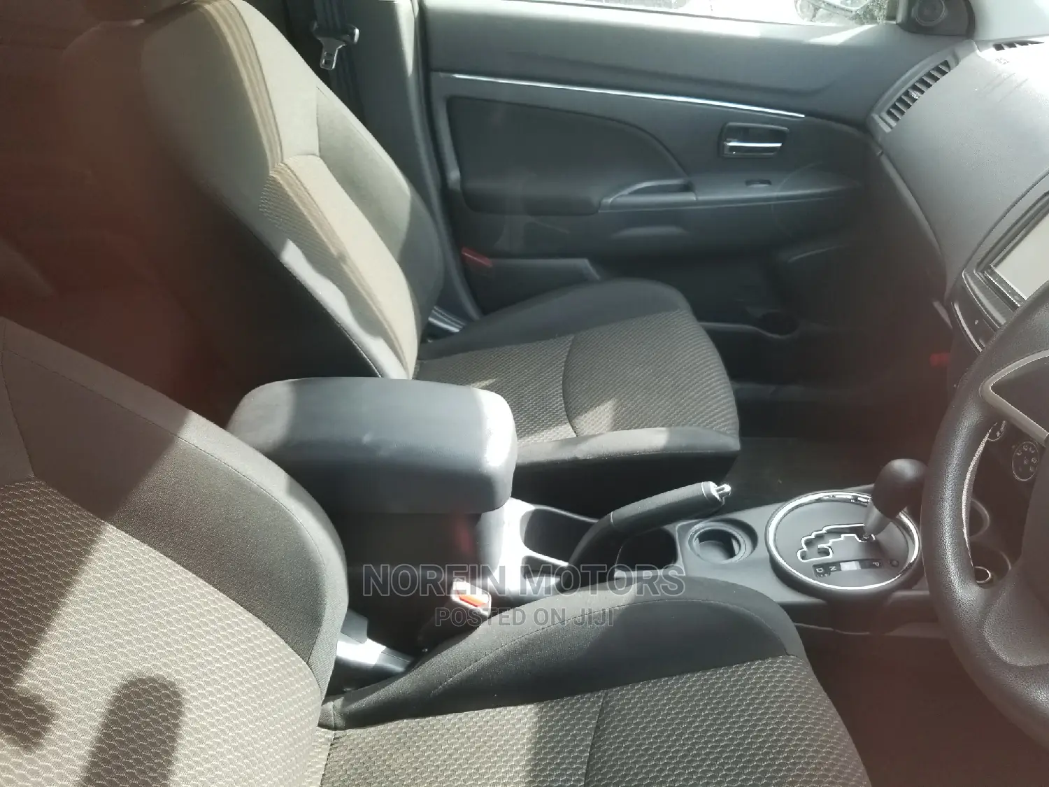 Mitsubishi RVR 2014 Gray