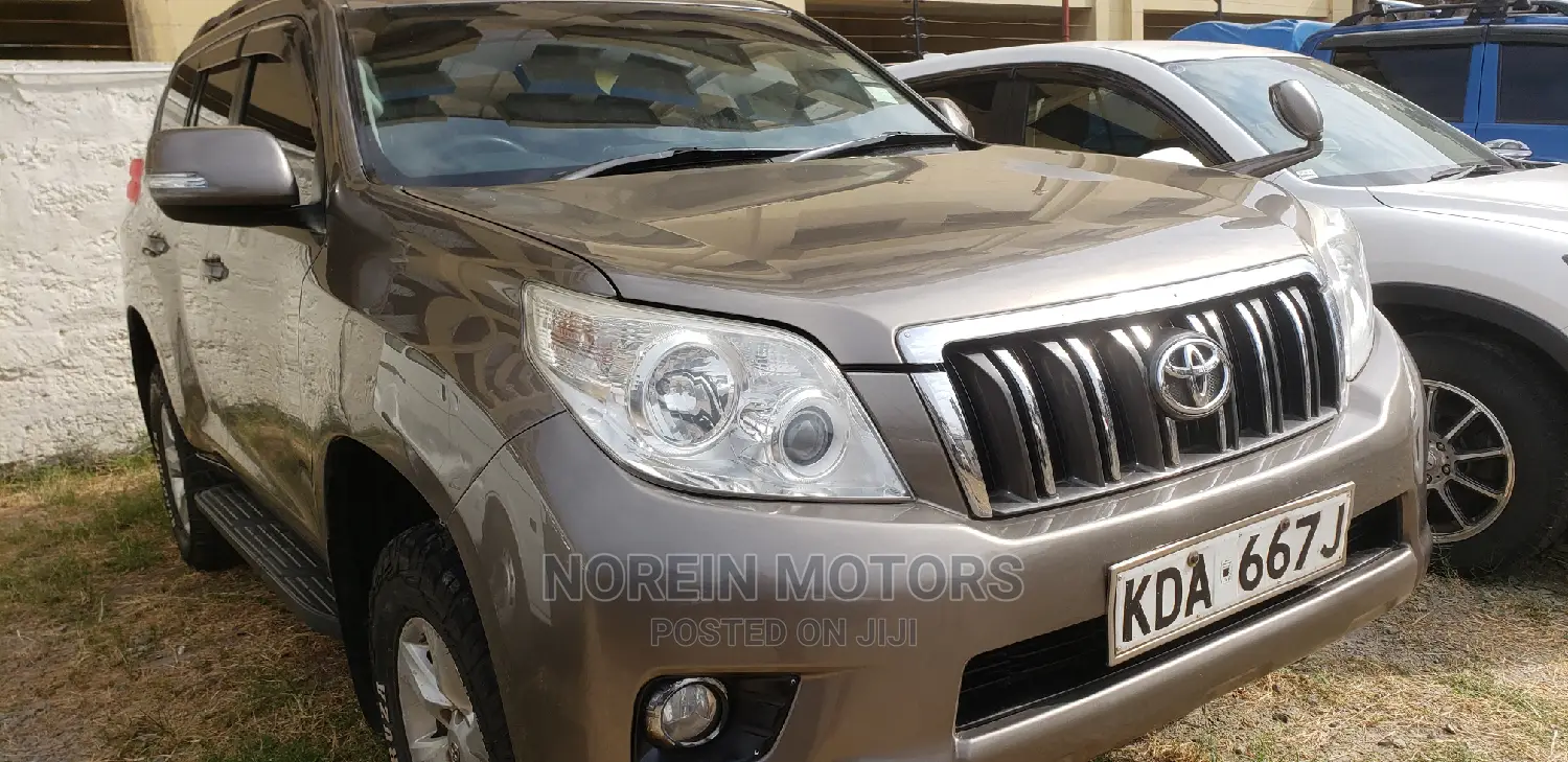 Toyota Land Cruiser Prado 2014 Gray
