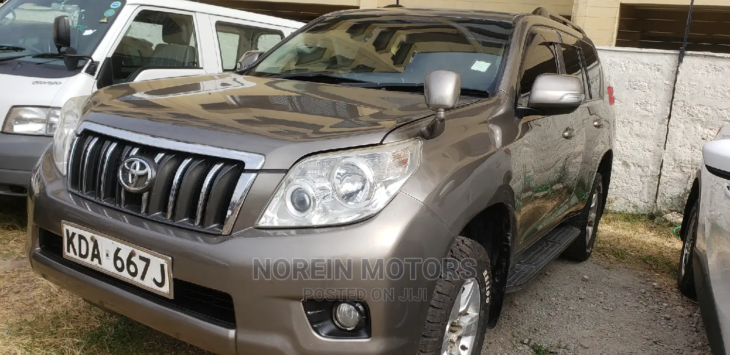 Toyota Land Cruiser Prado 2014 Gray