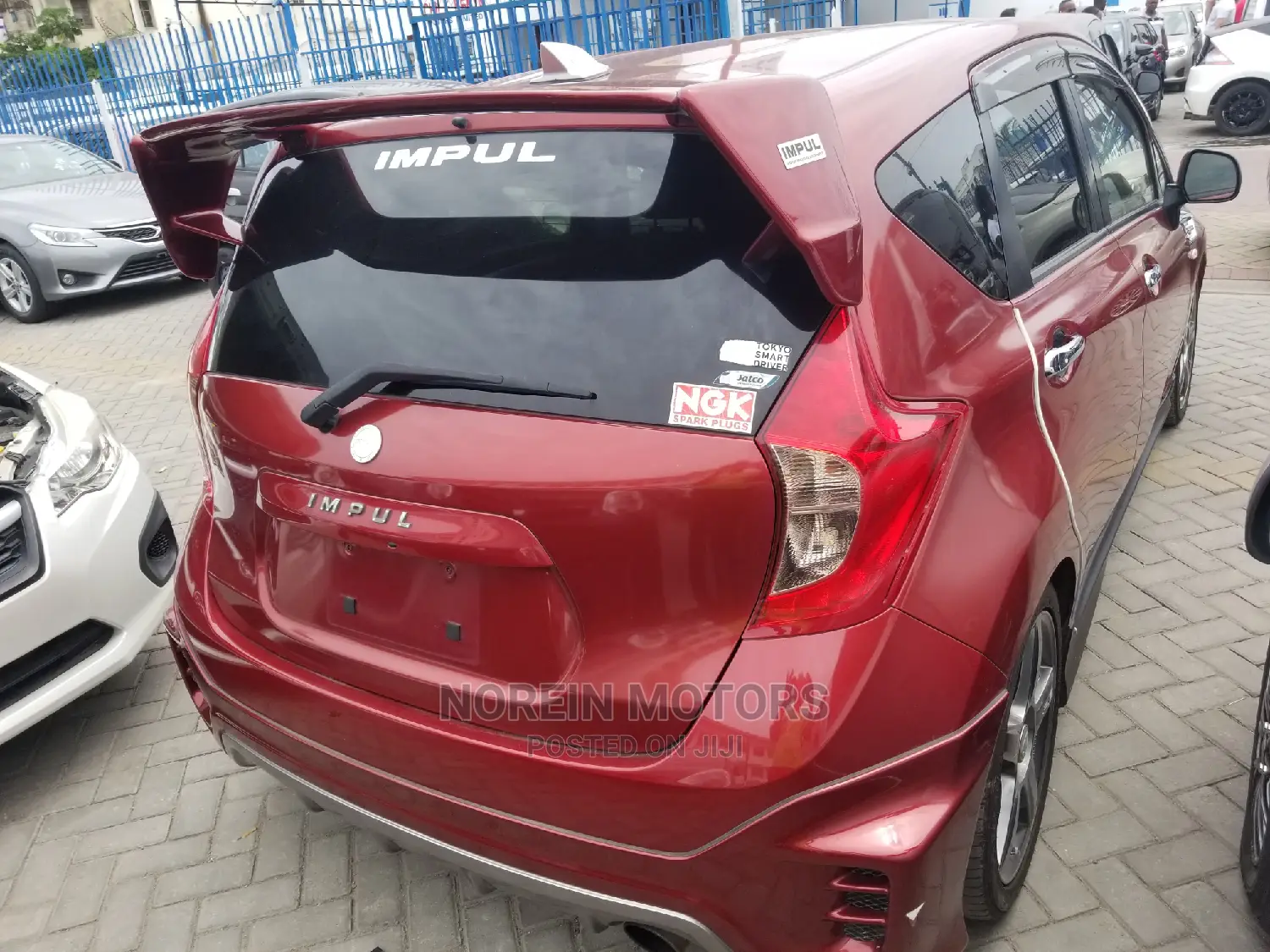 Nissan Note 2015 Red