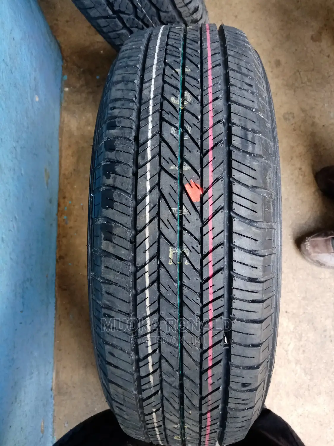 215/60r17 Dunlop Tyre Made in Japan (Grandtrek)