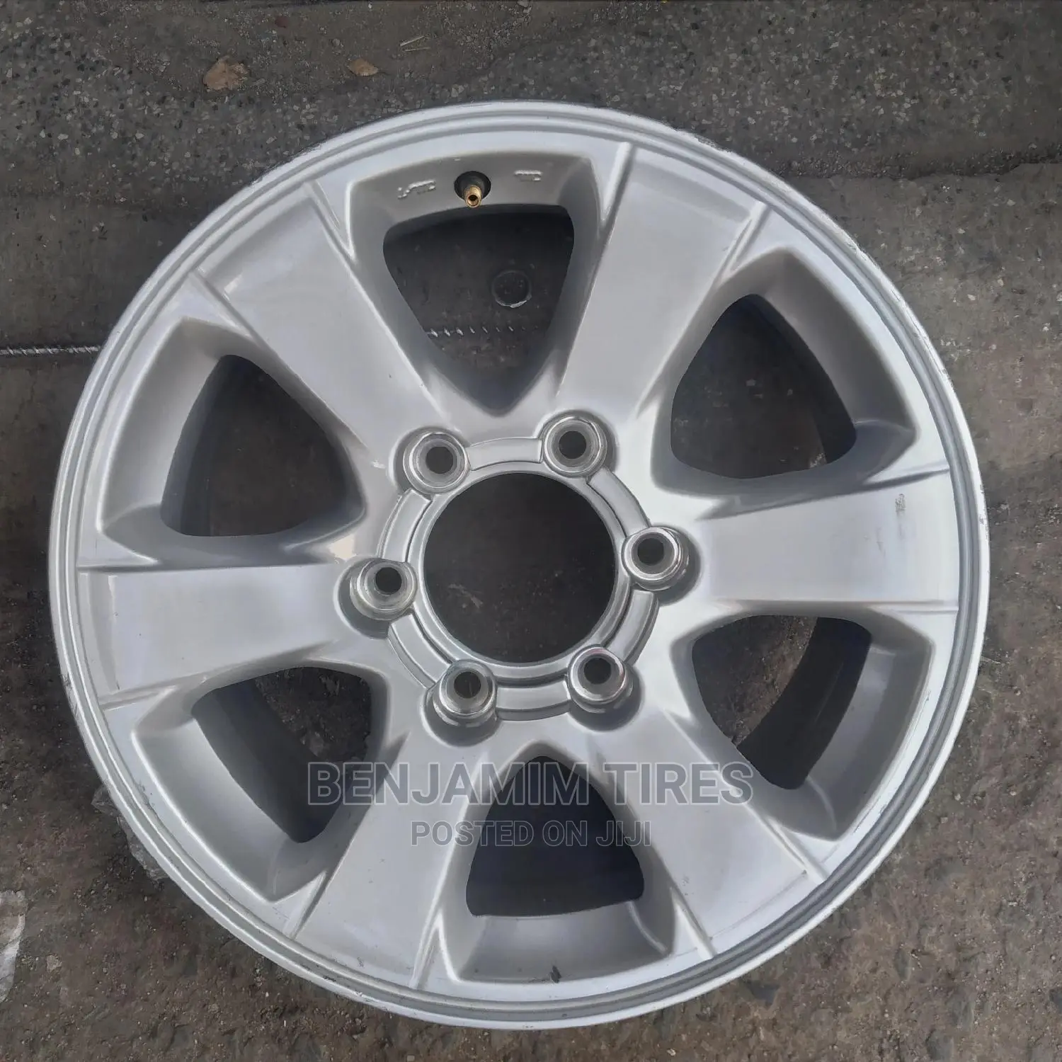 Brand New Original Rim Size 16 Inch for Isuzu D-Max.