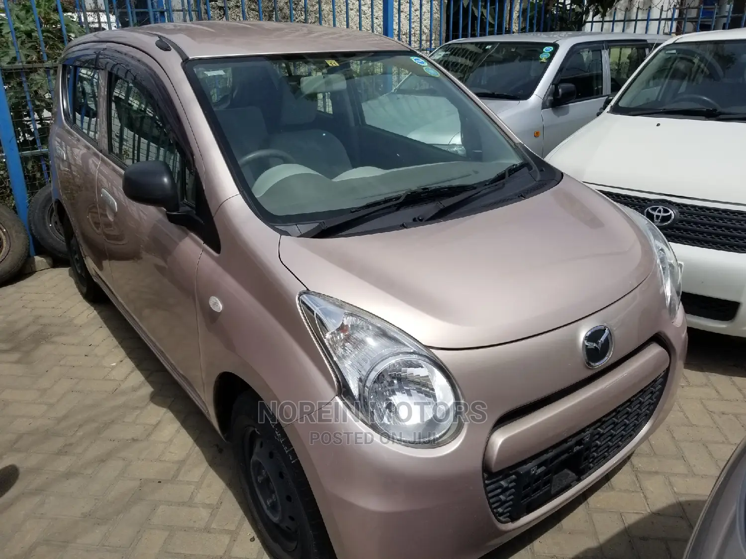 Mazda Carol 2015 Pink