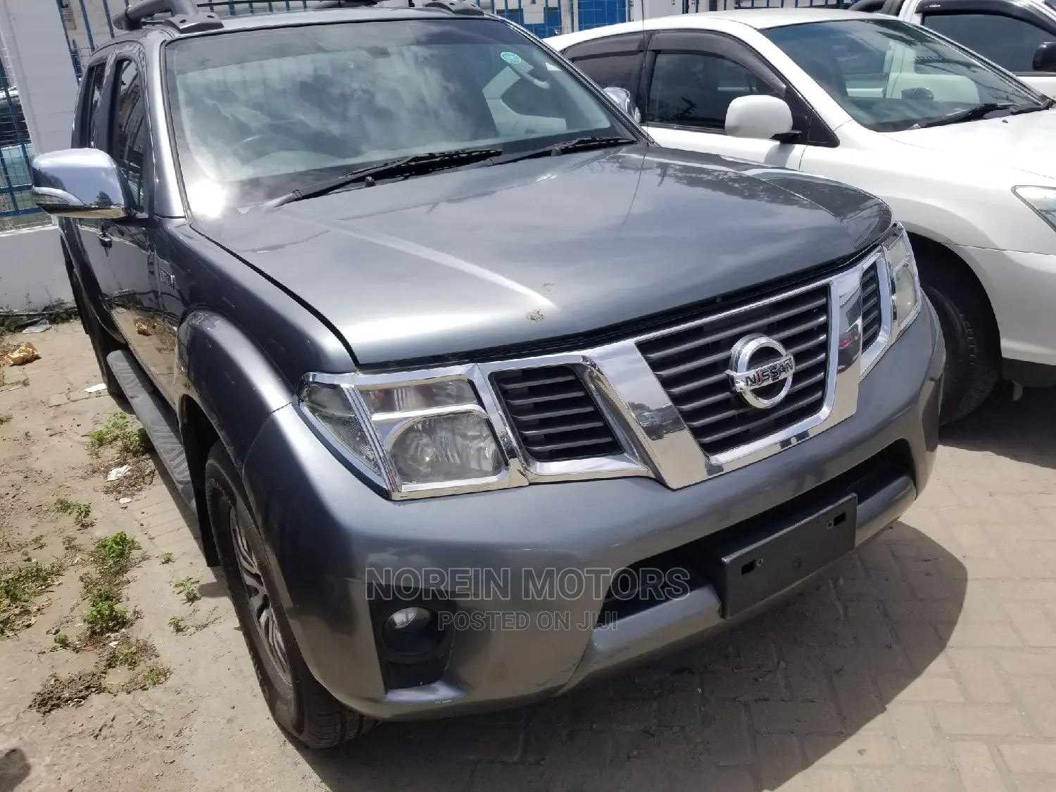 Nissan Navara 2014 Gray