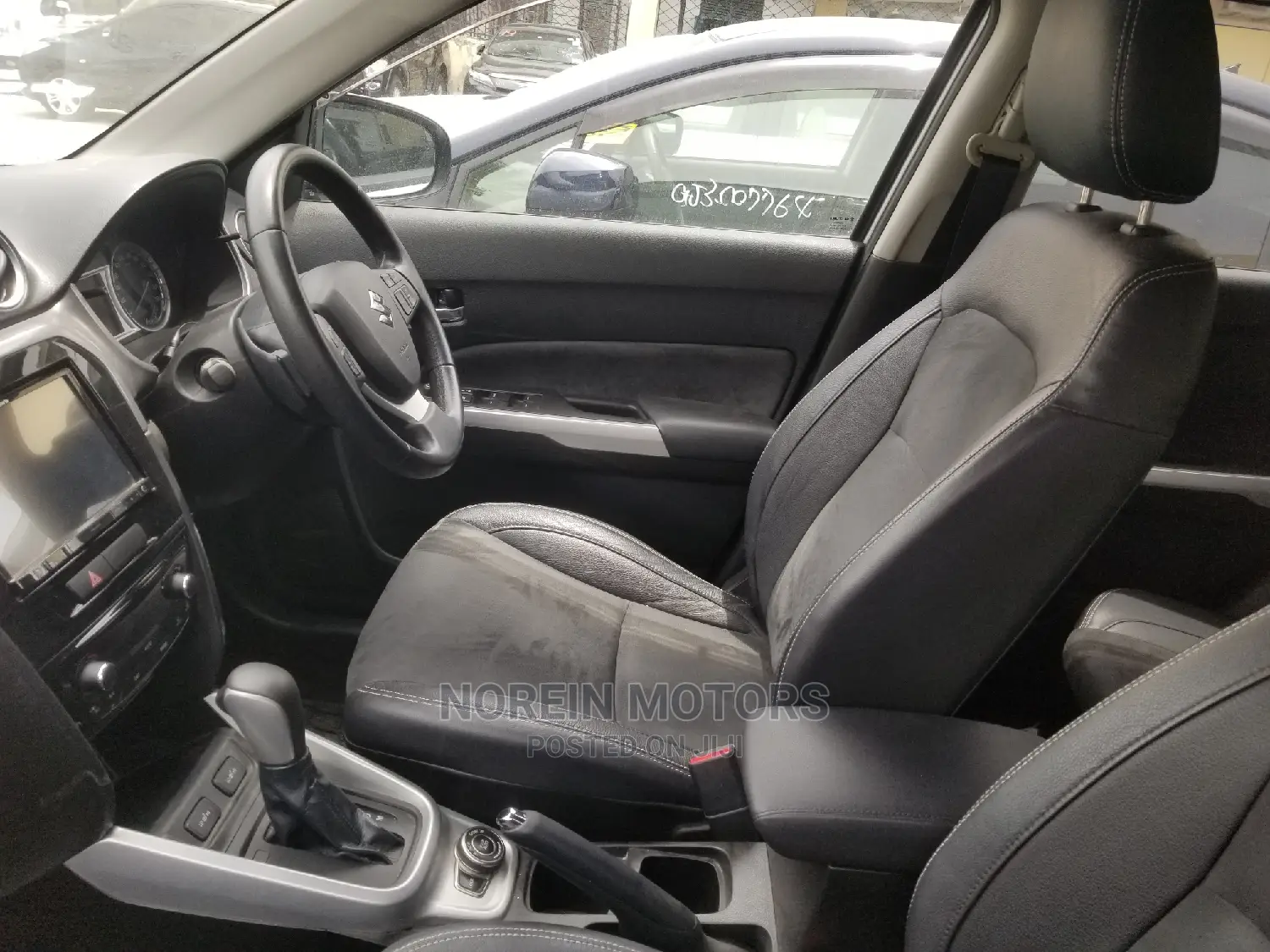 Suzuki Escudo 2014 SV Premium White