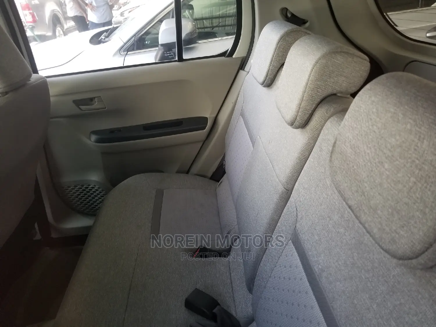 Toyota Porte 2015 White