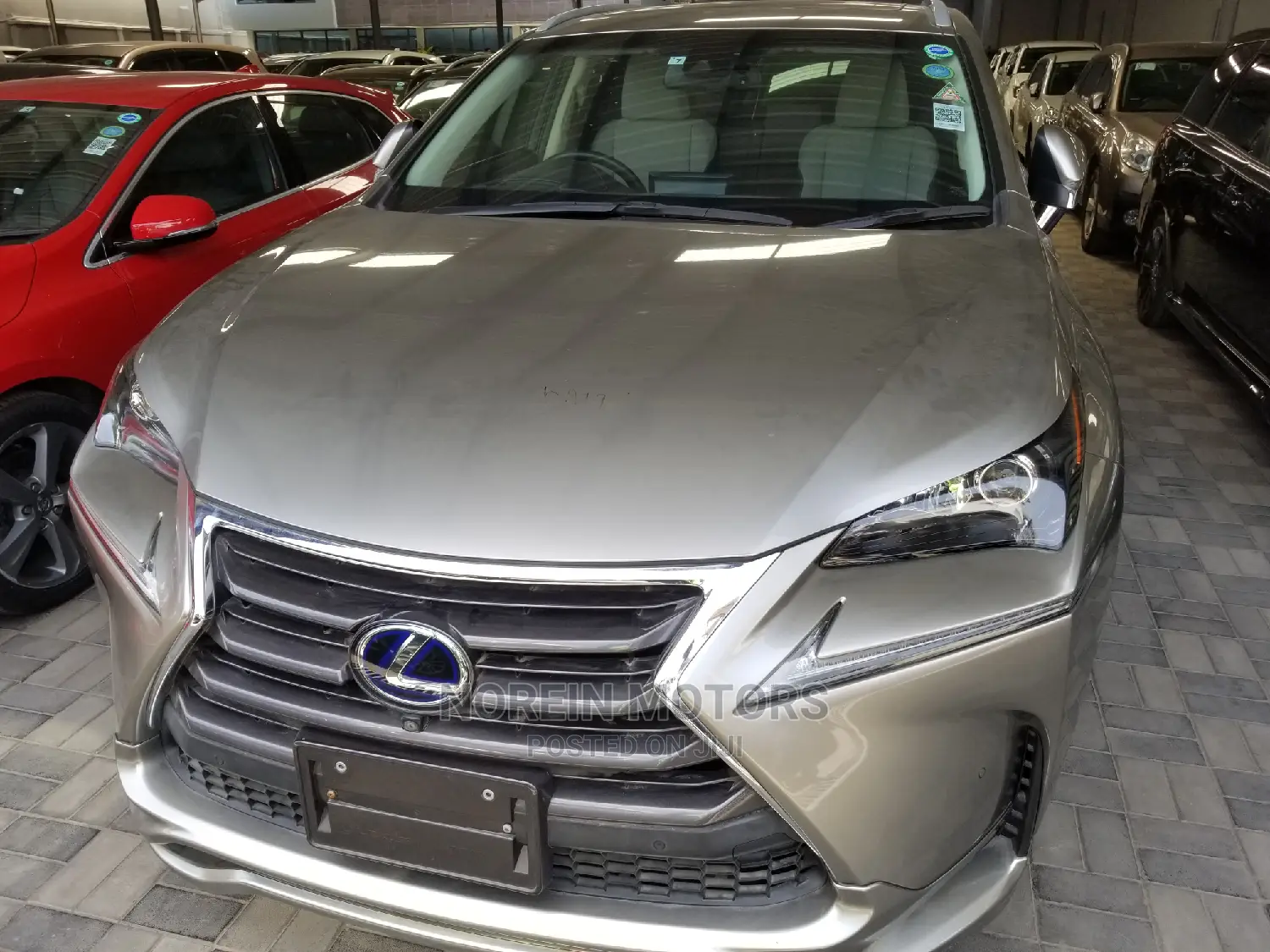Lexus NX 300h 2014 Silver